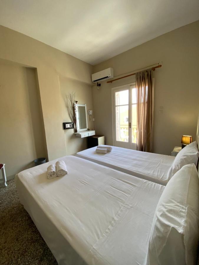 Hotel Pansion Roulis à Moraitika Extérieur photo