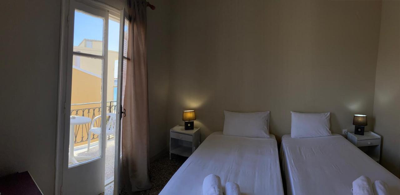 Hotel Pansion Roulis à Moraitika Extérieur photo